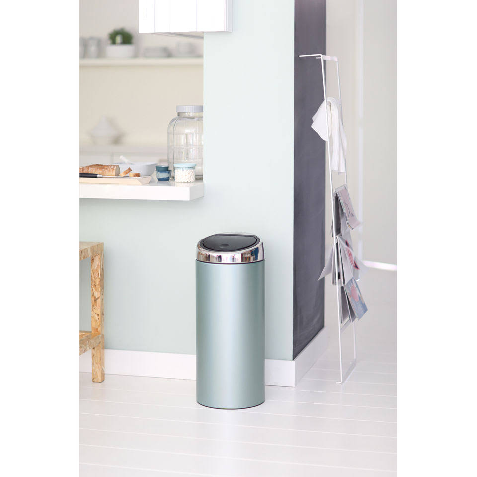 8-Gallon Touch Trash Can J328