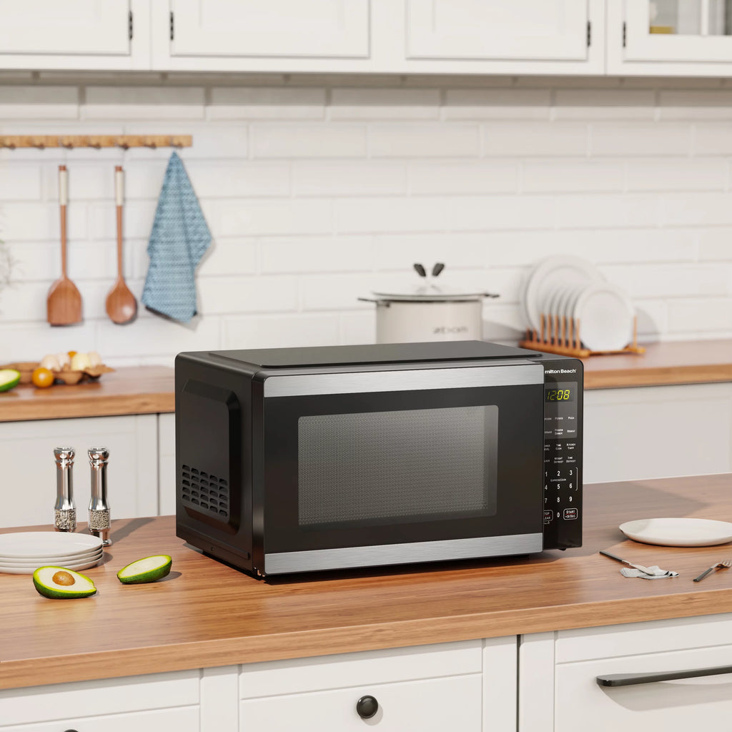 0.9 Cu ft 900 Watts Stainless Steel Countertop Microwave Oven N701